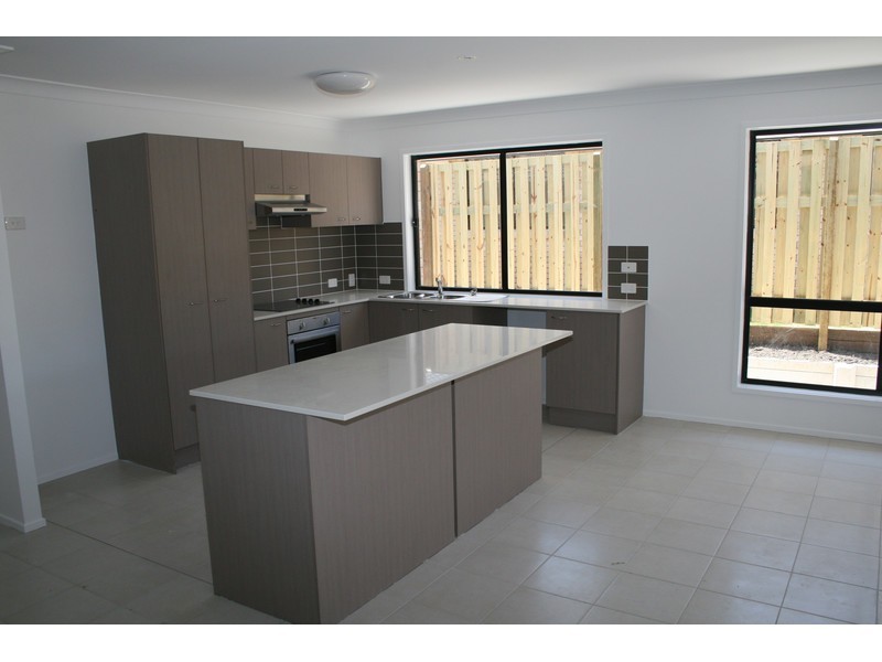24 Flametree Street, Berrinba QLD 4117