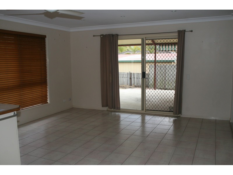 37 Diamantina Street, Hillcrest QLD 4118