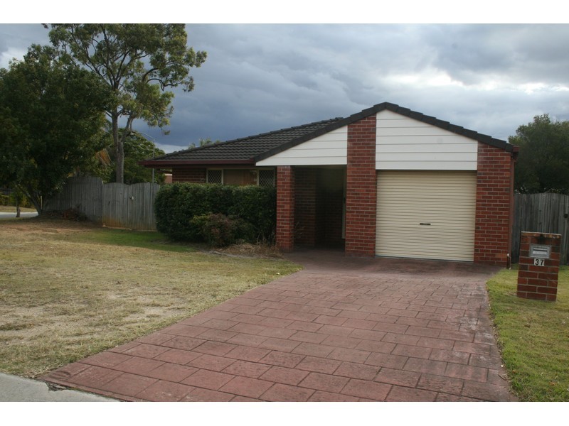 37 Diamantina Street, Hillcrest QLD 4118