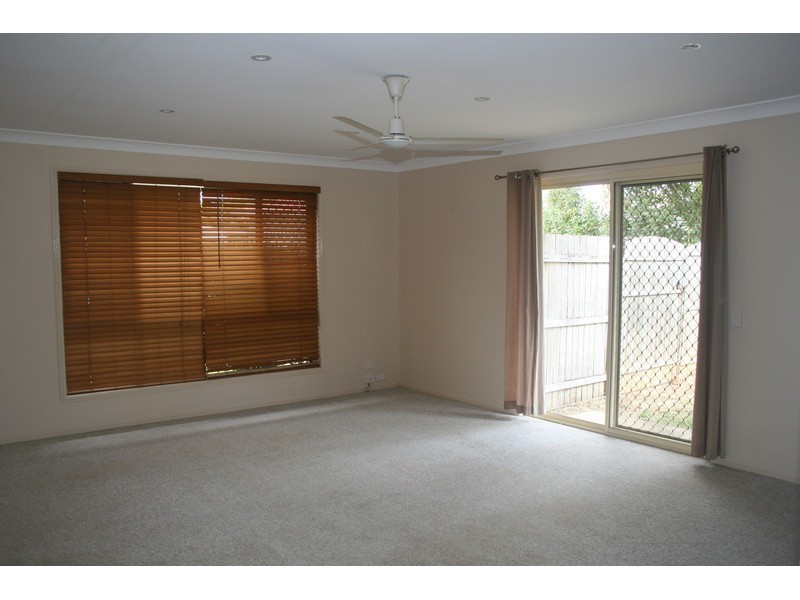 37 Diamantina Street, Hillcrest QLD 4118