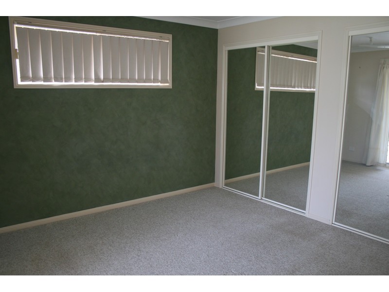 37 Diamantina Street, Hillcrest QLD 4118