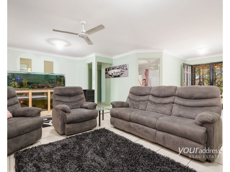 115-127 Honeyeater Drive, Greenbank QLD 4124
