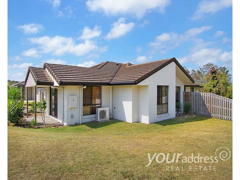 1/1 Wyndham Circuit, Holmview QLD 4207