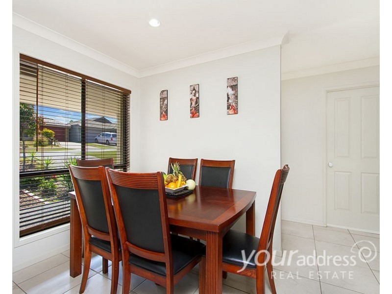 1/1 Wyndham Circuit, Holmview QLD 4207