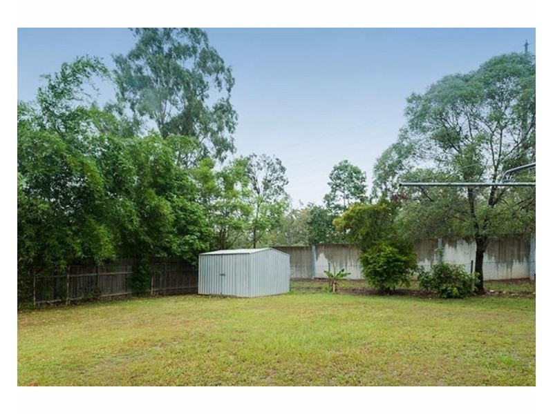 39 Velorum Drive, Kingston QLD 4114