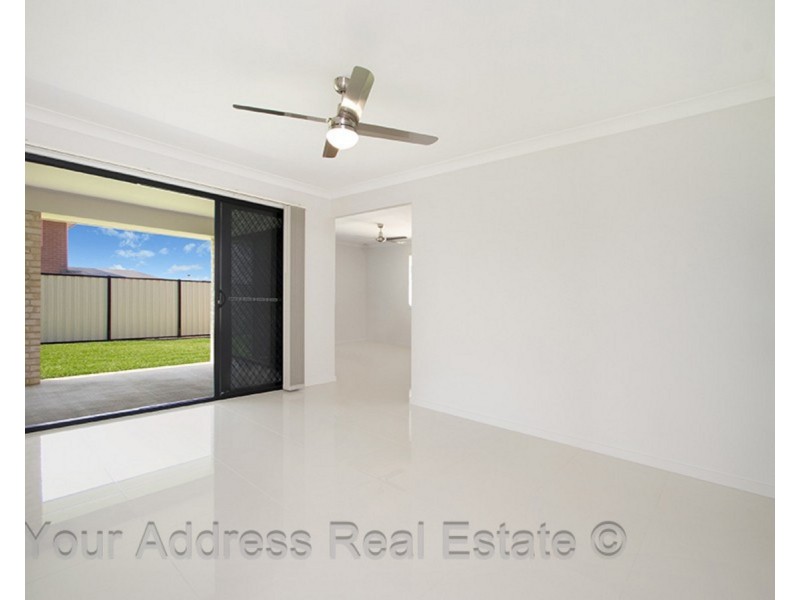 4 Bosewell Street, Regents Park QLD 4118