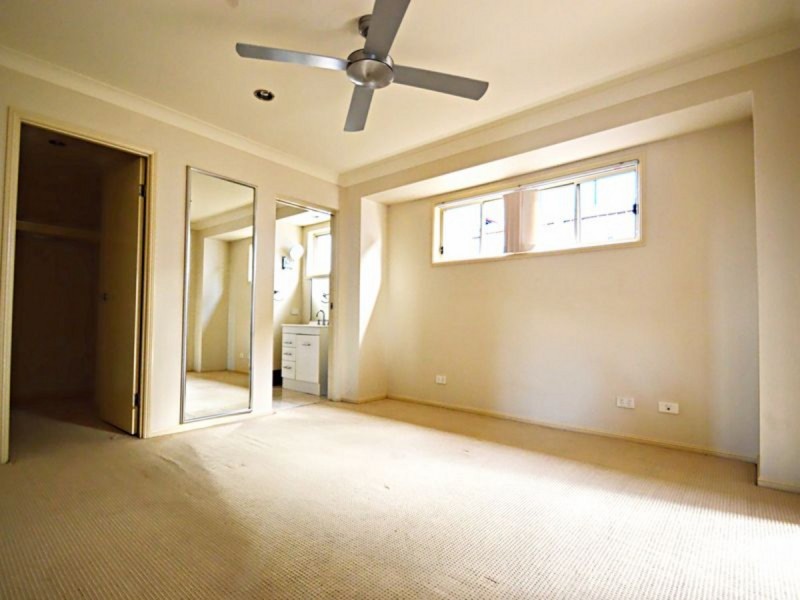 54 Mossman Parade, Waterford QLD 4133