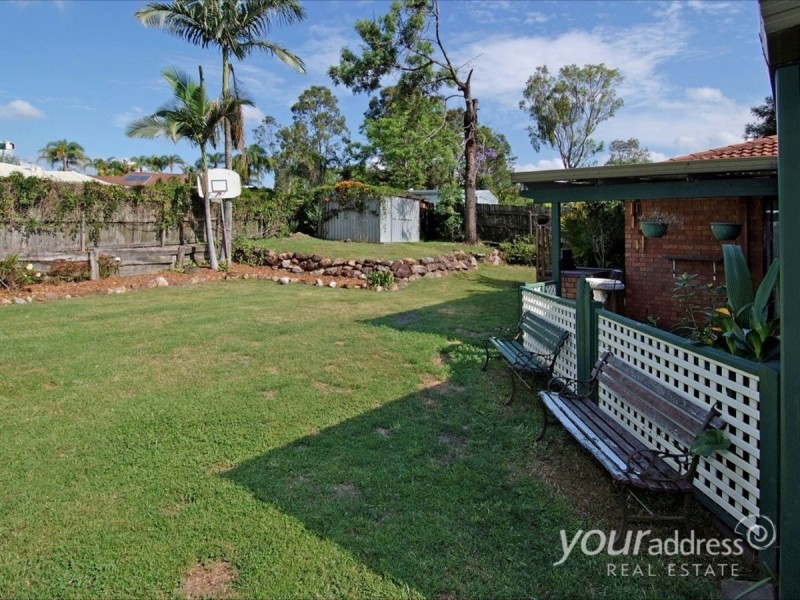 6 Bushland Drive, Regents Park QLD 4118