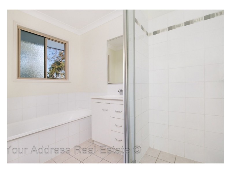 1/25-27 Daniella Drive, Marsden QLD 4132
