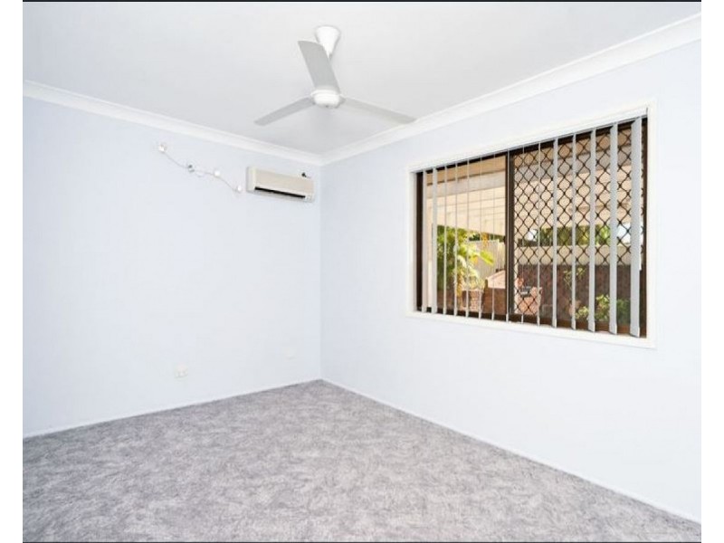 7 Colisa Crescent, Regents Park QLD 4118