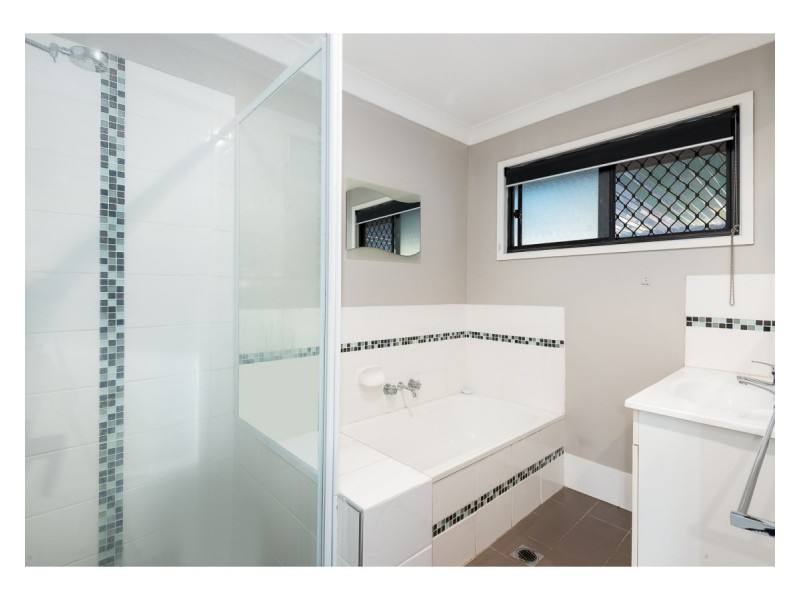 56 Centaurus Crescent, Regents Park QLD 4118