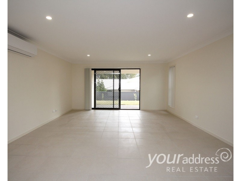 2/19 Haig Road, Loganlea QLD 4131