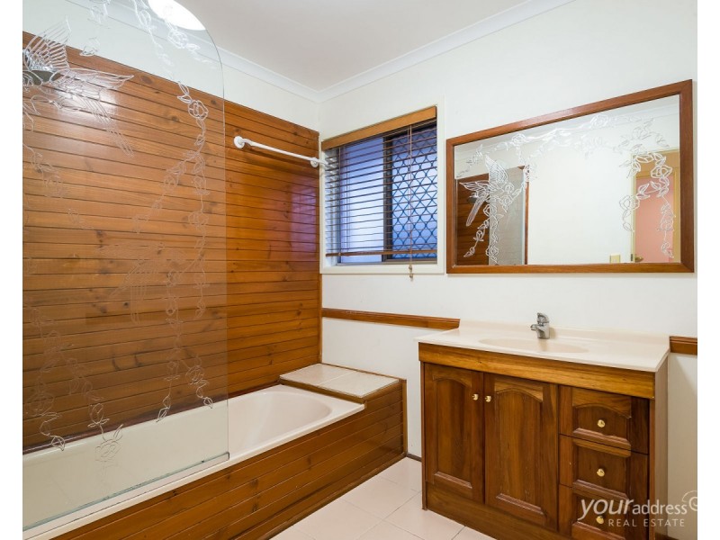 5 Eugene Street, Boronia Heights QLD 4124