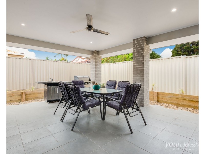 11 Gumview Close, Regents Park QLD 4118