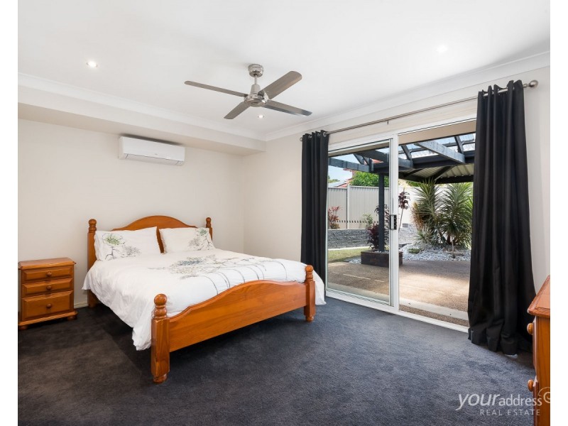 39 Bannockburn Crescent, Parkinson QLD 4115