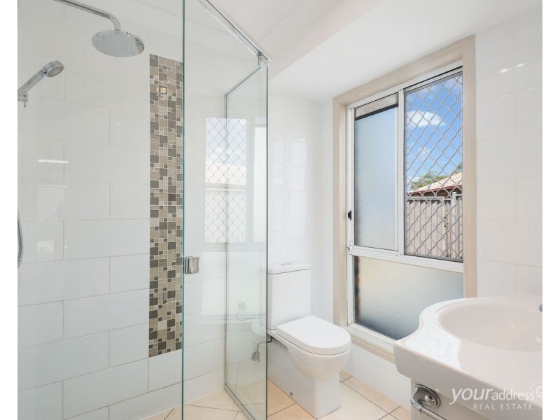 39 Bannockburn Crescent, Parkinson QLD 4115
