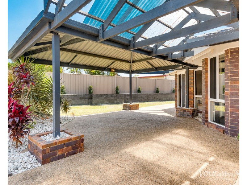 39 Bannockburn Crescent, Parkinson QLD 4115