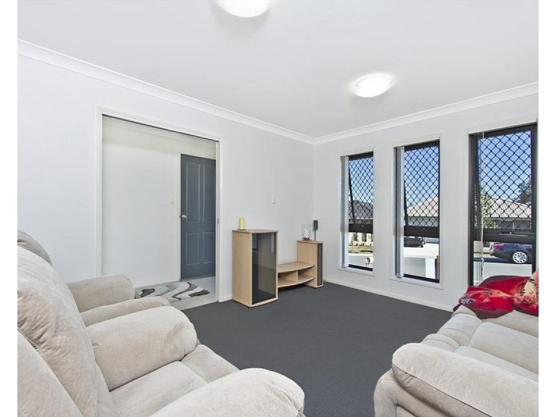 16 Kuranda Street, Waterford QLD 4133