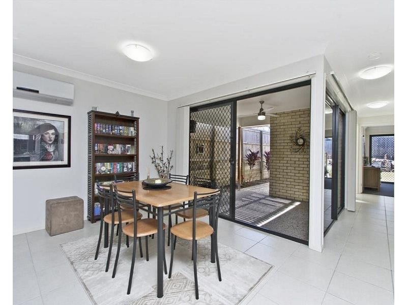 16 Kuranda Street, Waterford QLD 4133