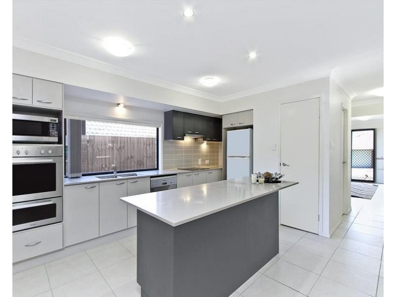 16 Kuranda Street, Waterford QLD 4133