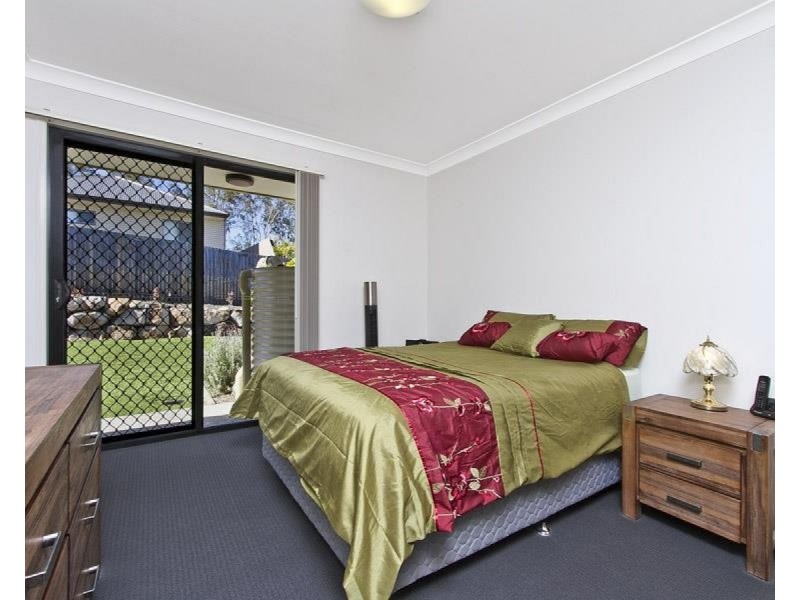 16 Kuranda Street, Waterford QLD 4133