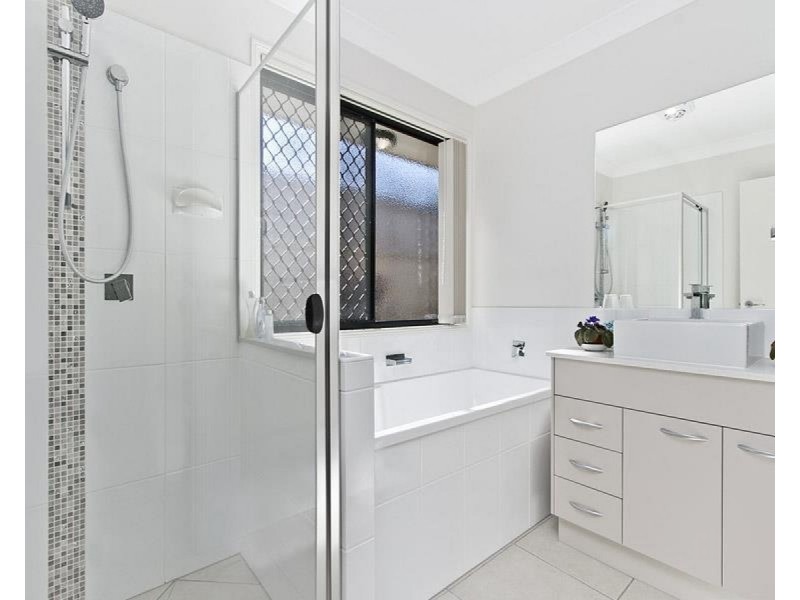 16 Kuranda Street, Waterford QLD 4133