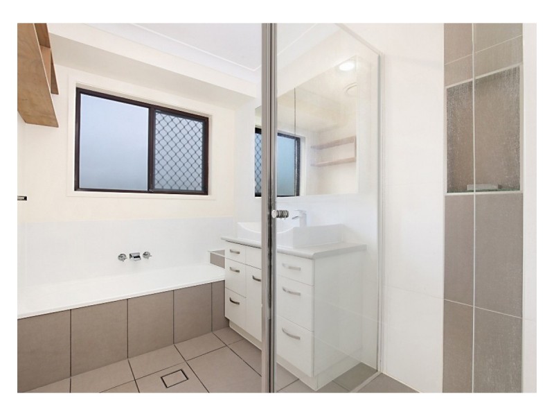 35 Lycoris Street, Crestmead QLD 4132