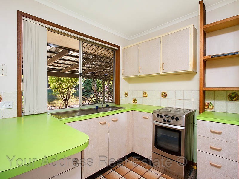 32 Dracon Street, Regents Park QLD 4118