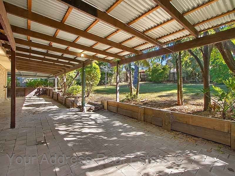 32 Dracon Street, Regents Park QLD 4118