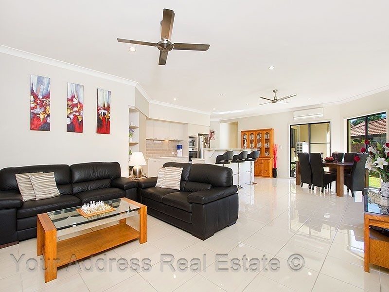9 Copia Street, Calamvale QLD 4116