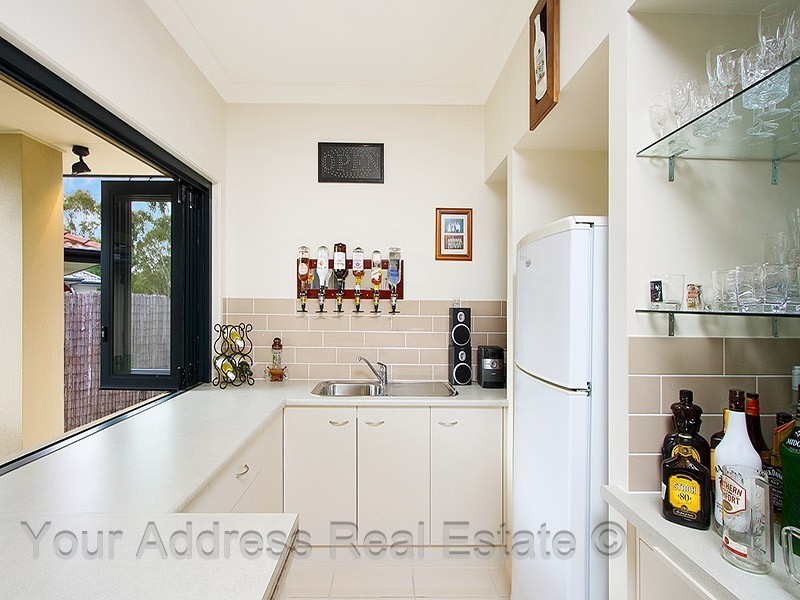 9 Copia Street, Calamvale QLD 4116