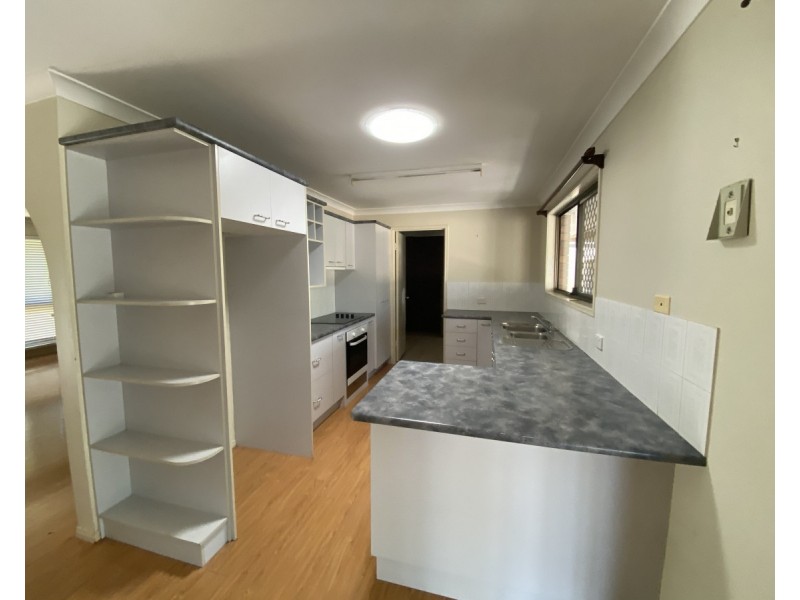 40 Dracon Street, Regents Park QLD 4118