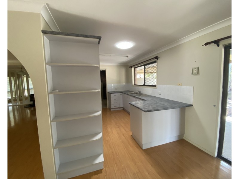 40 Dracon Street, Regents Park QLD 4118