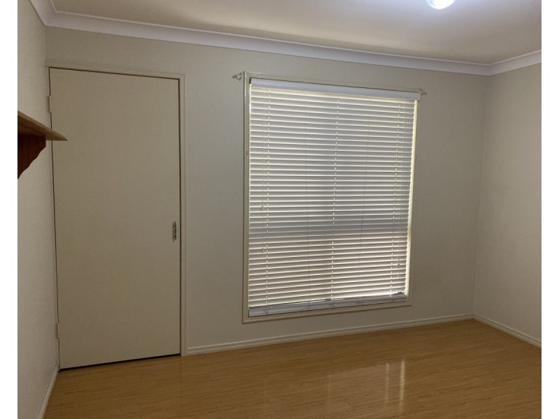 40 Dracon Street, Regents Park QLD 4118