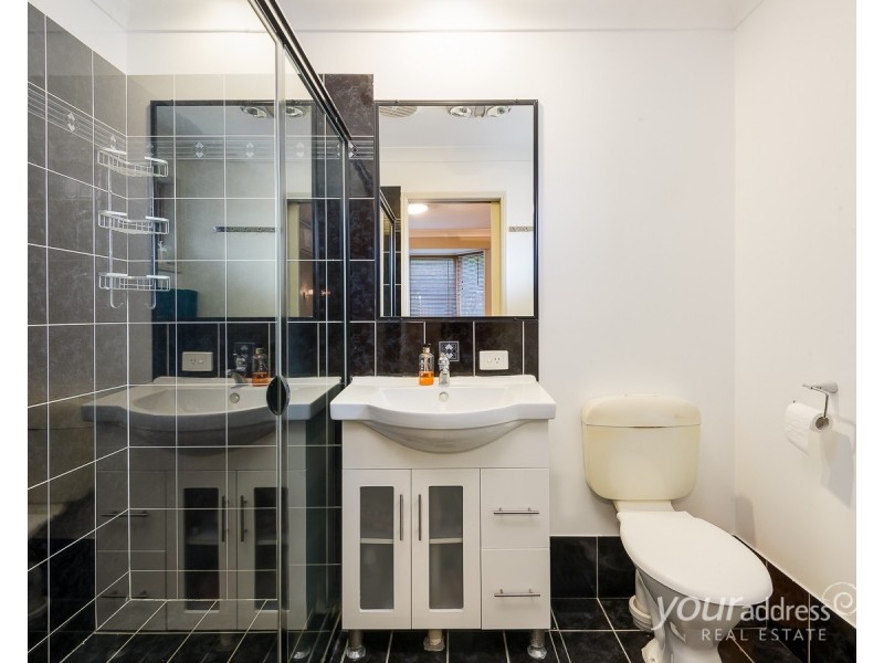 3 Latana Court, Regents Park QLD 4118