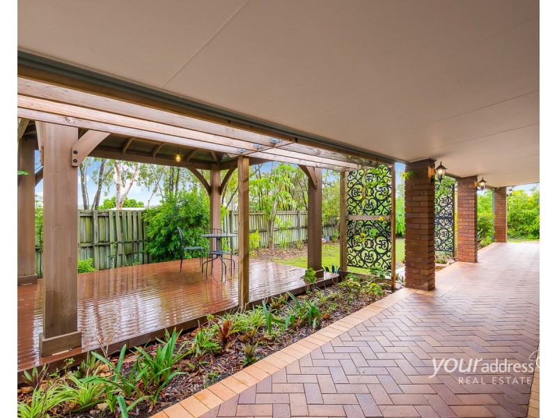 1 Lyra Court, Regents Park QLD 4118