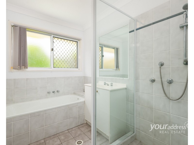 102 Lamberth Road, Regents Park QLD 4118