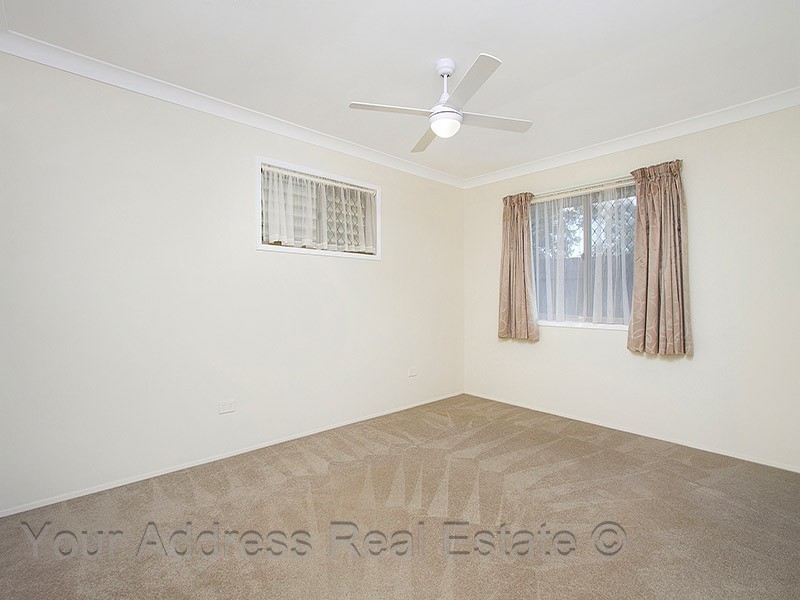 142 Emerald Drive, Regents Park QLD 4118