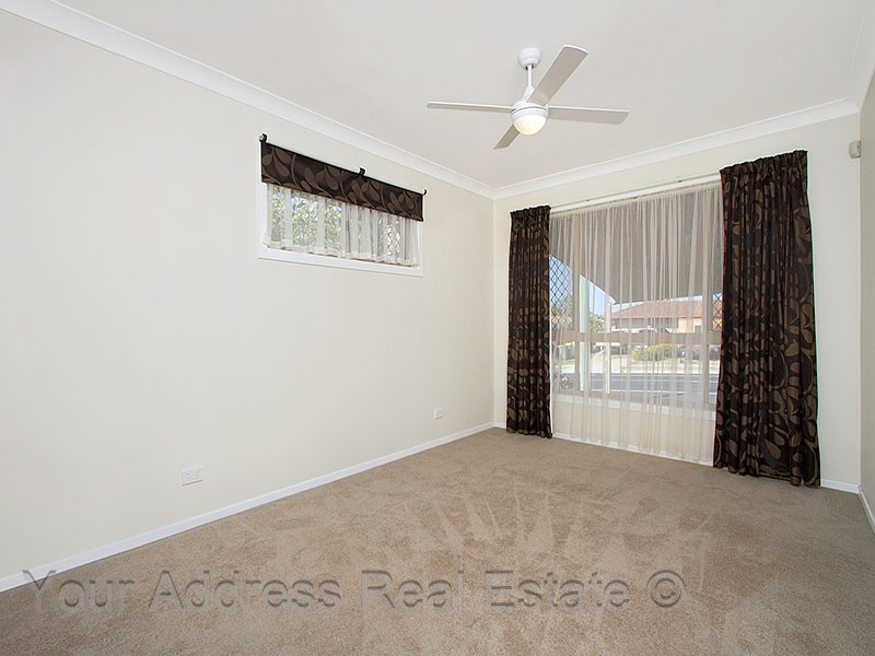 142 Emerald Drive, Regents Park QLD 4118