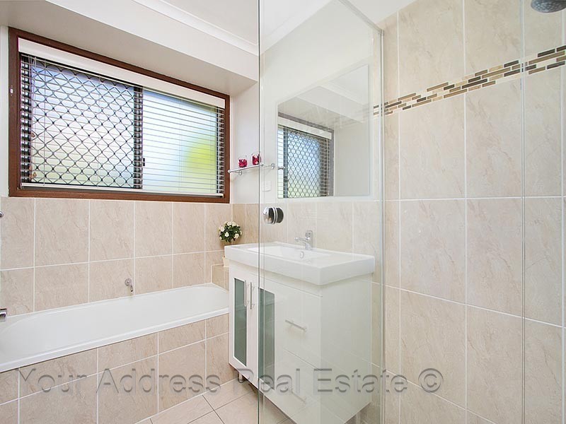 4 Hakari Street, Crestmead QLD 4132