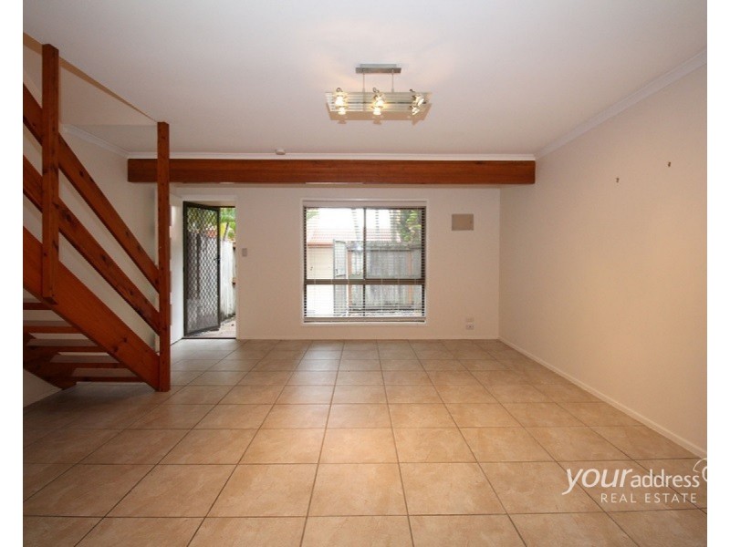 31/111 Barbaralla Drive, Springwood QLD 4127