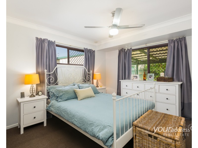 7 Watling Street, Hillcrest QLD 4118