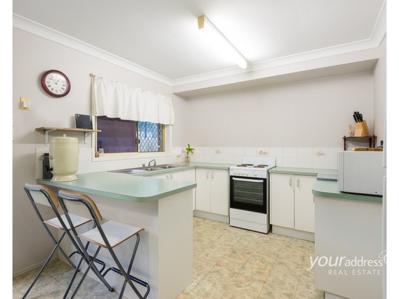60 Avonmore Street, Edens Landing QLD 4207