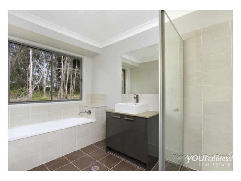 620 Middle Road, Greenbank QLD 4124