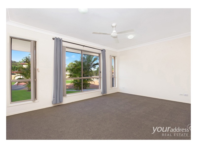 21 Mountain View Crescent, Mount Warren Park QLD 4207
