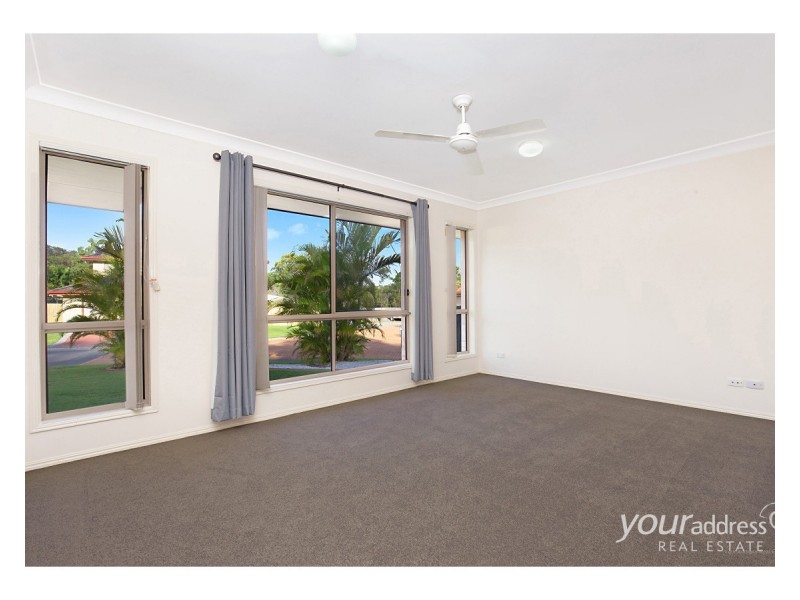 21 Mountain View Crescent, Mount Warren Park QLD 4207