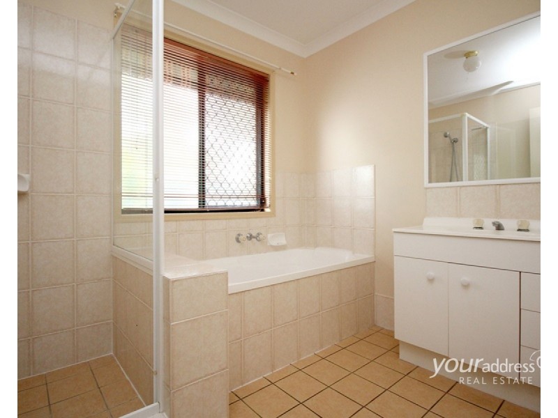 27 Brooke Street, Crestmead QLD 4132