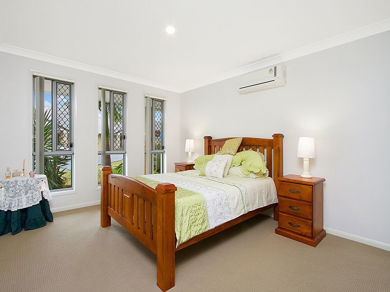 49 Jasmina Pde, Waterford QLD 4133