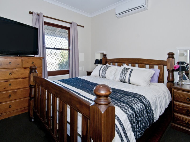 2 Willandra Crescent, Waterford QLD 4133