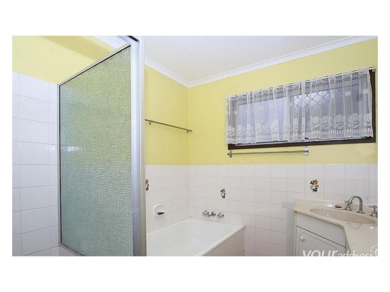 9 Bernice Street, Loganlea QLD 4131